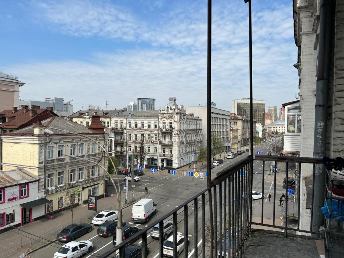 Hostel On Universytet Kyiv Exterior photo