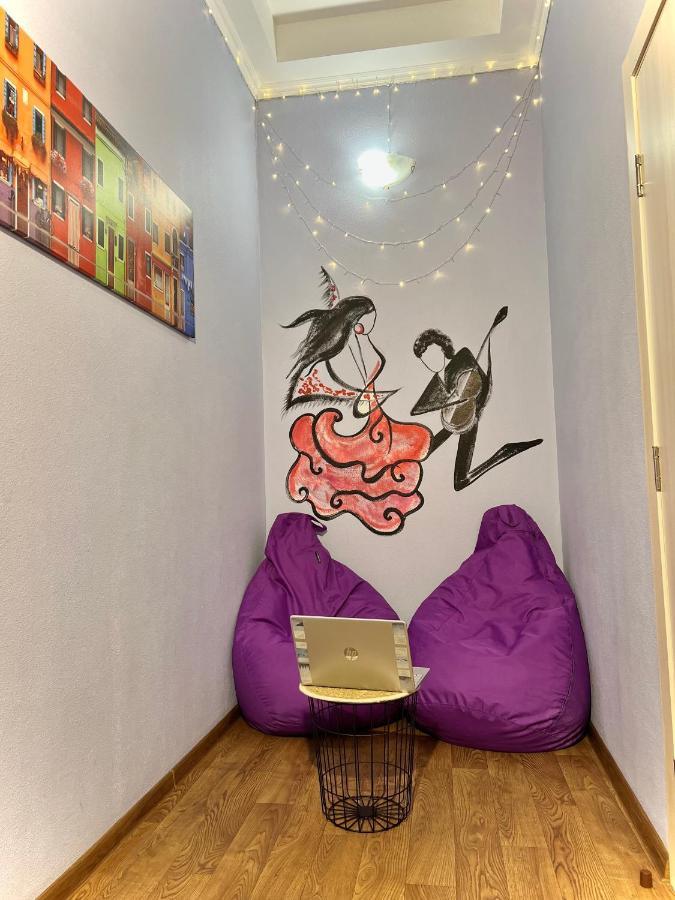 Hostel On Universytet Kyiv Exterior photo